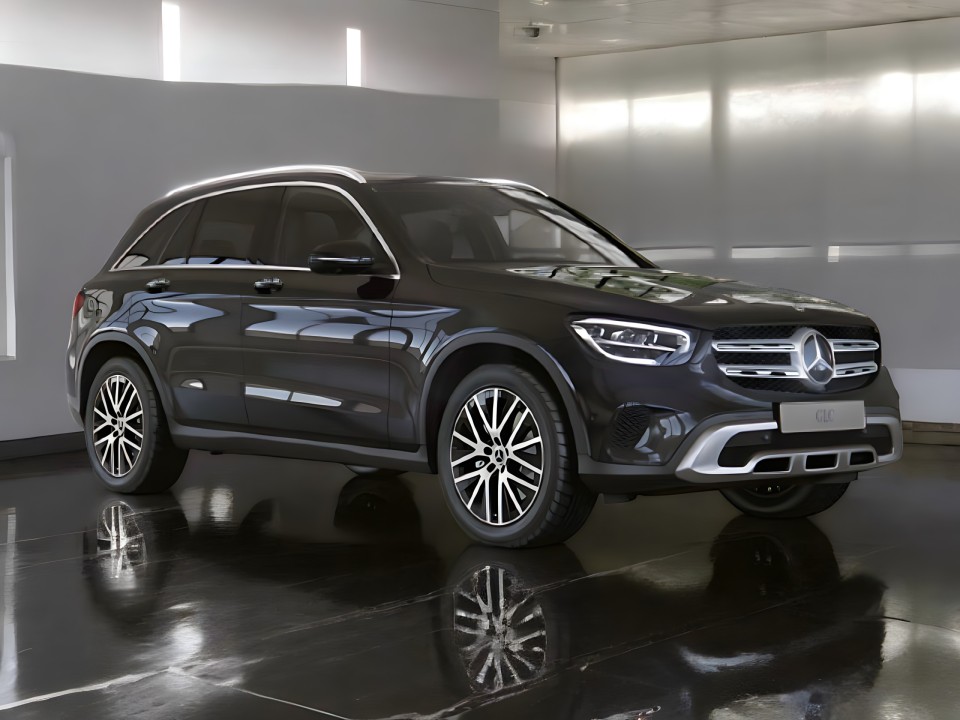 Mercedes-Benz GLC 220d 4MATIC (2)