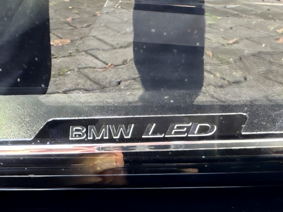 BMW Seria 7 740d xDrive - foto 16