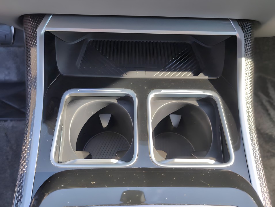 BMW Seria 7 M760e xDrive - foto 14