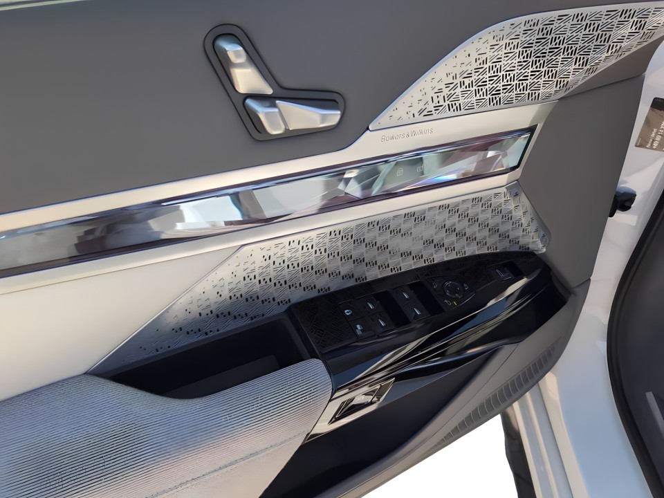 BMW Seria 7 M760e xDrive - foto 15