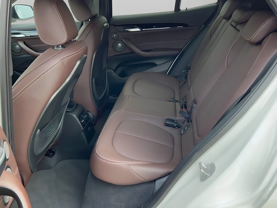 BMW X2 xDrive25e M-Sport - foto 12