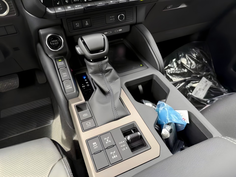 Toyota Land Cruiser - foto 10