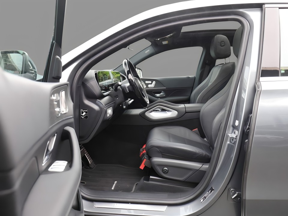 Mercedes-Benz GLE Coupe 400e 4MATIC AMG - foto 9