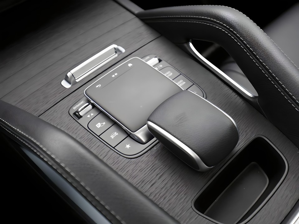 Mercedes-Benz GLE Coupe 400e 4MATIC AMG - foto 13