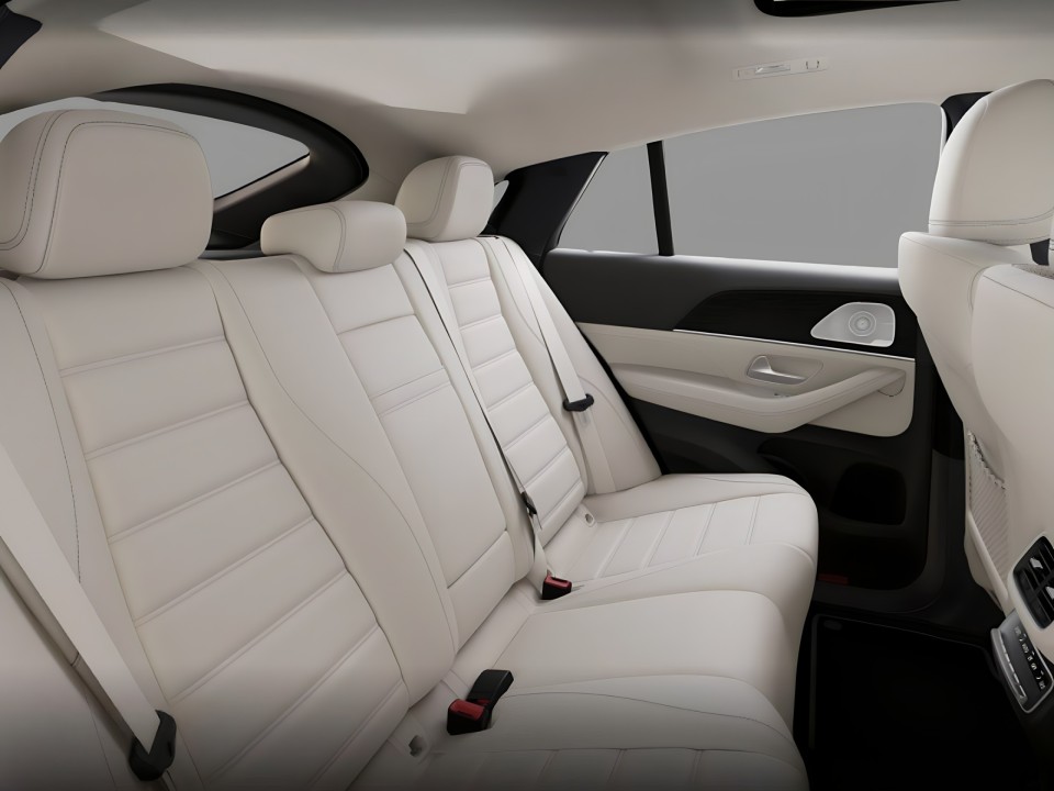 Mercedes-Benz GLE Coupe 400e 4MATIC AMG - foto 17