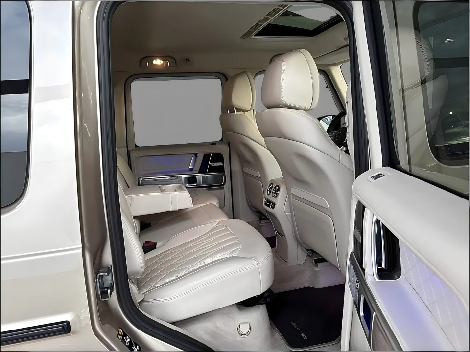 Mercedes-Benz G 63 AMG - foto 14