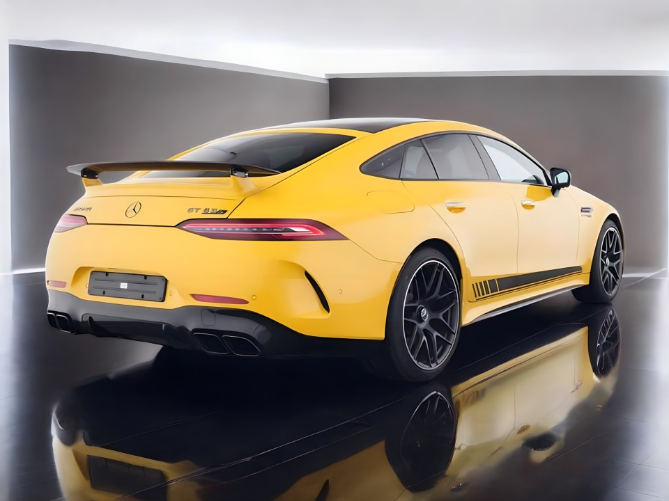 Mercedes-Benz AMG GT 4 63 S 4MATIC+ (2)