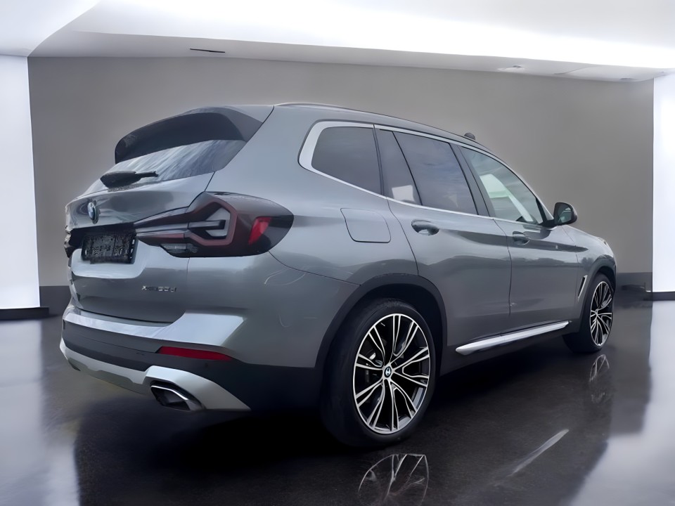 BMW X3 xDrive30d (2)