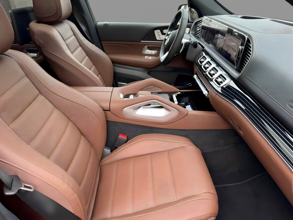 Mercedes-Benz GLS 450d AMG - foto 12