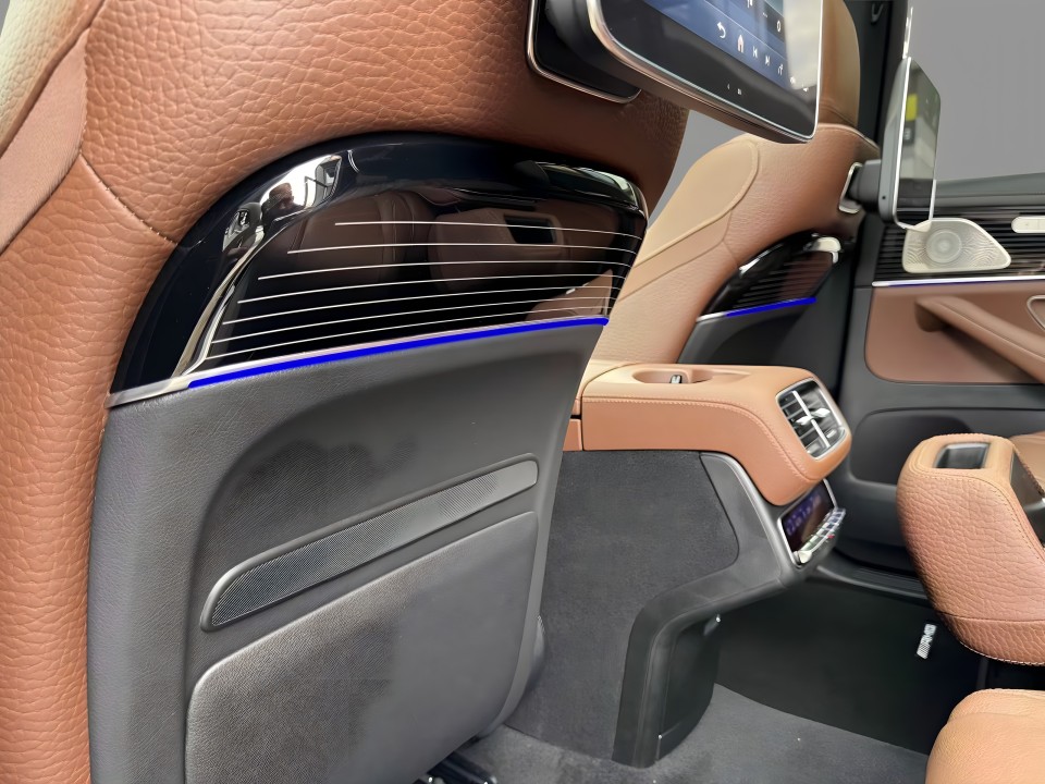 Mercedes-Benz GLS 450d AMG - foto 30