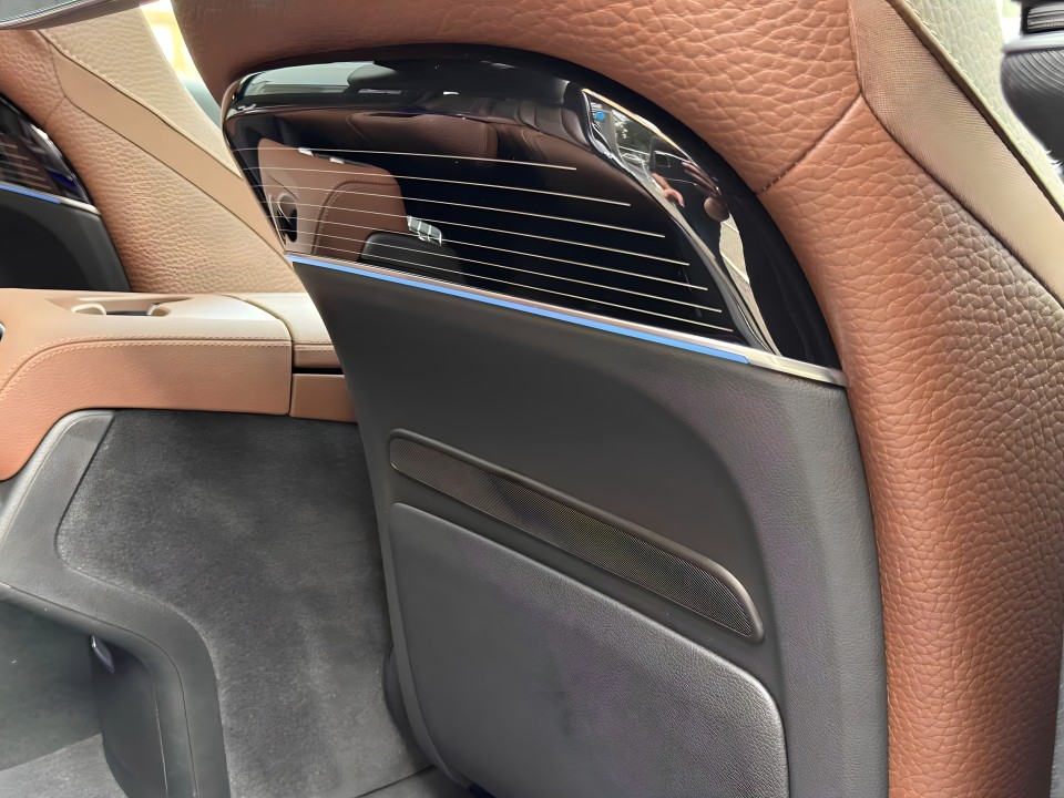 Mercedes-Benz GLS 450d AMG - foto 33