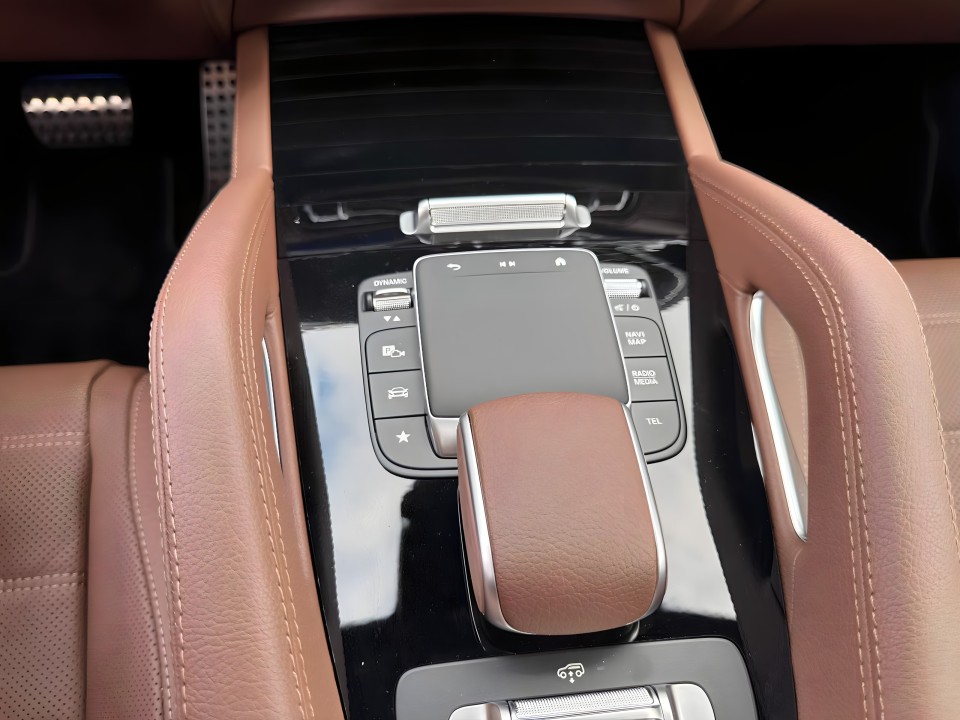 Mercedes-Benz GLS 450d AMG - foto 24