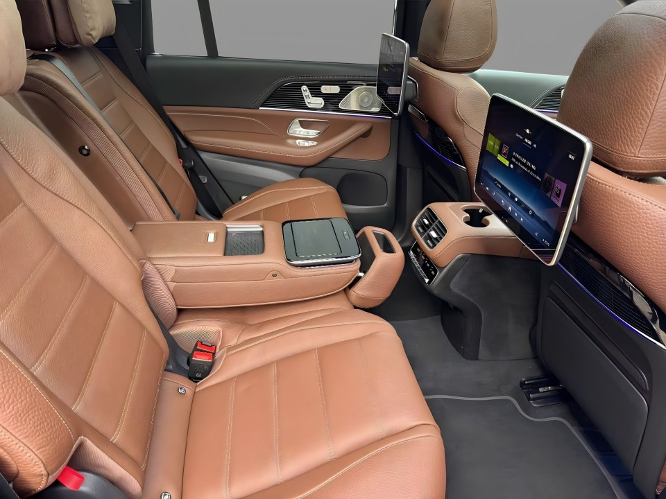 Mercedes-Benz GLS 450d AMG - foto 21