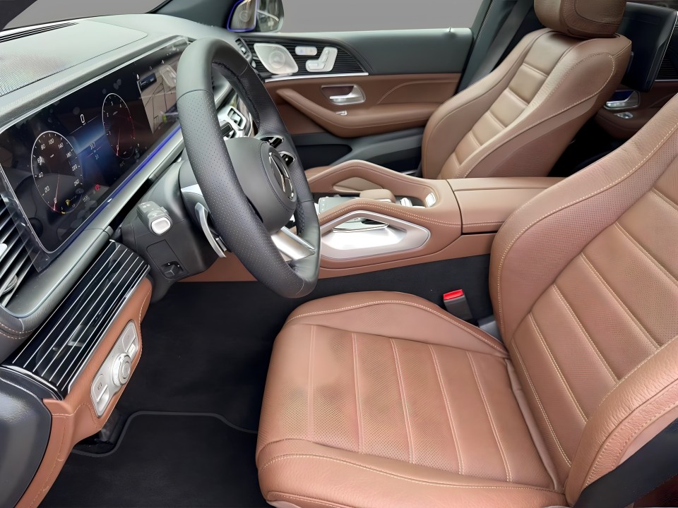 Mercedes-Benz GLS 450d AMG - foto 11