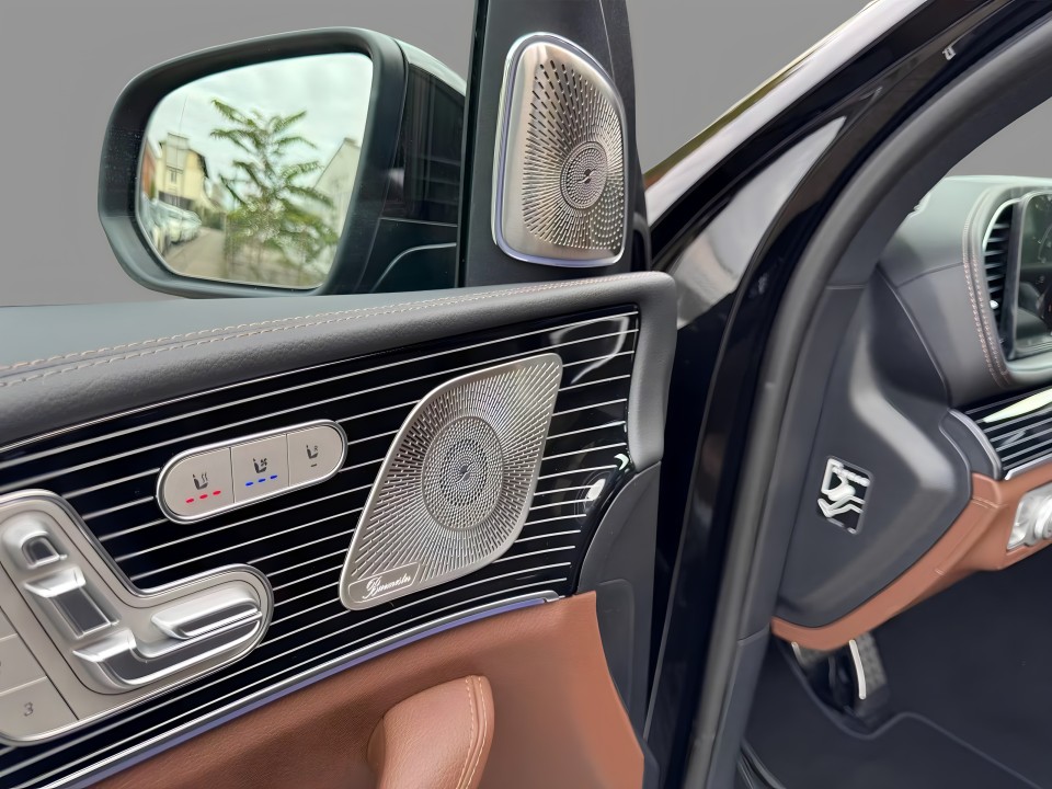 Mercedes-Benz GLS 450d AMG - foto 34