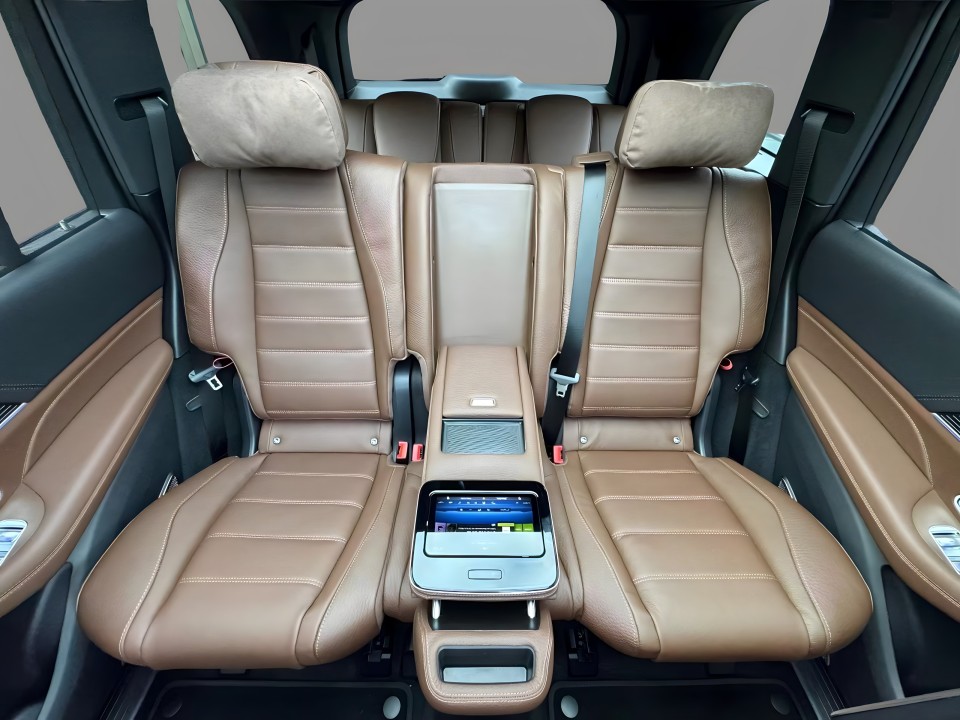 Mercedes-Benz GLS 450d AMG - foto 15