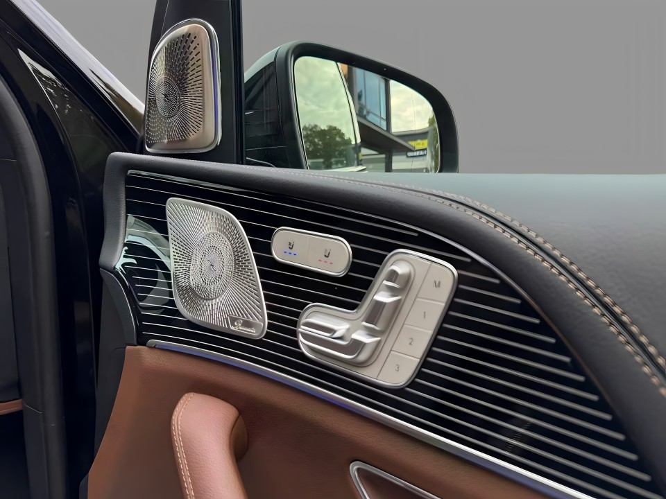 Mercedes-Benz GLS 450d AMG - foto 35