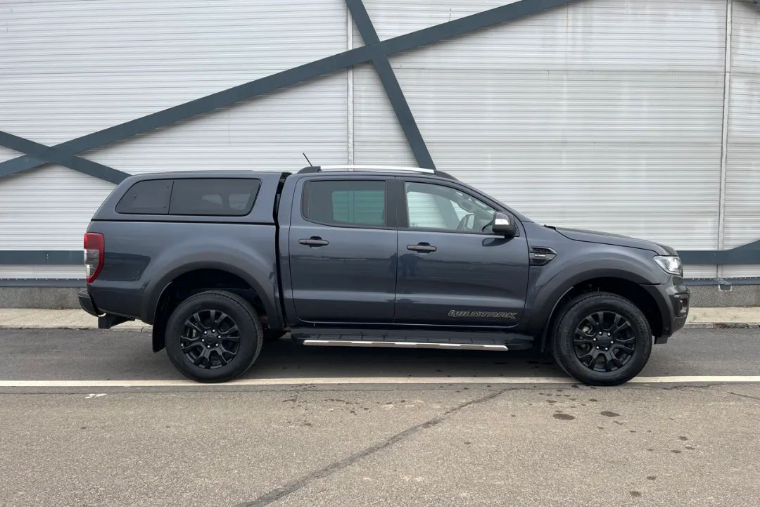 Ford Ranger Double Cab Wildtrack AWD 2.0L EcoBlue (2)