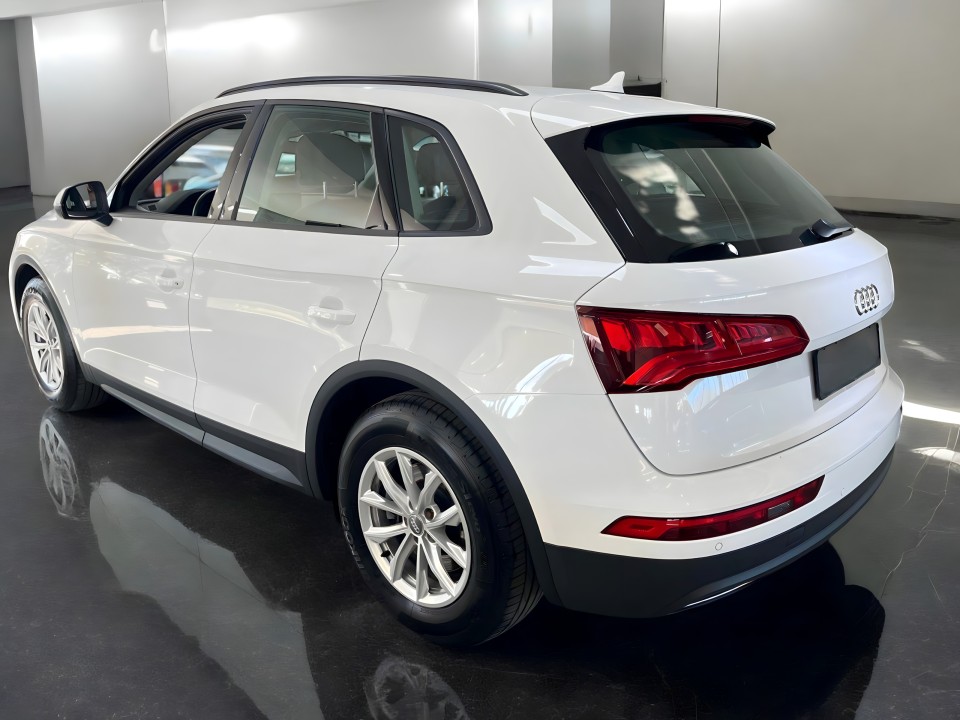 Audi Q5 35TDI quattro S tronic (3)