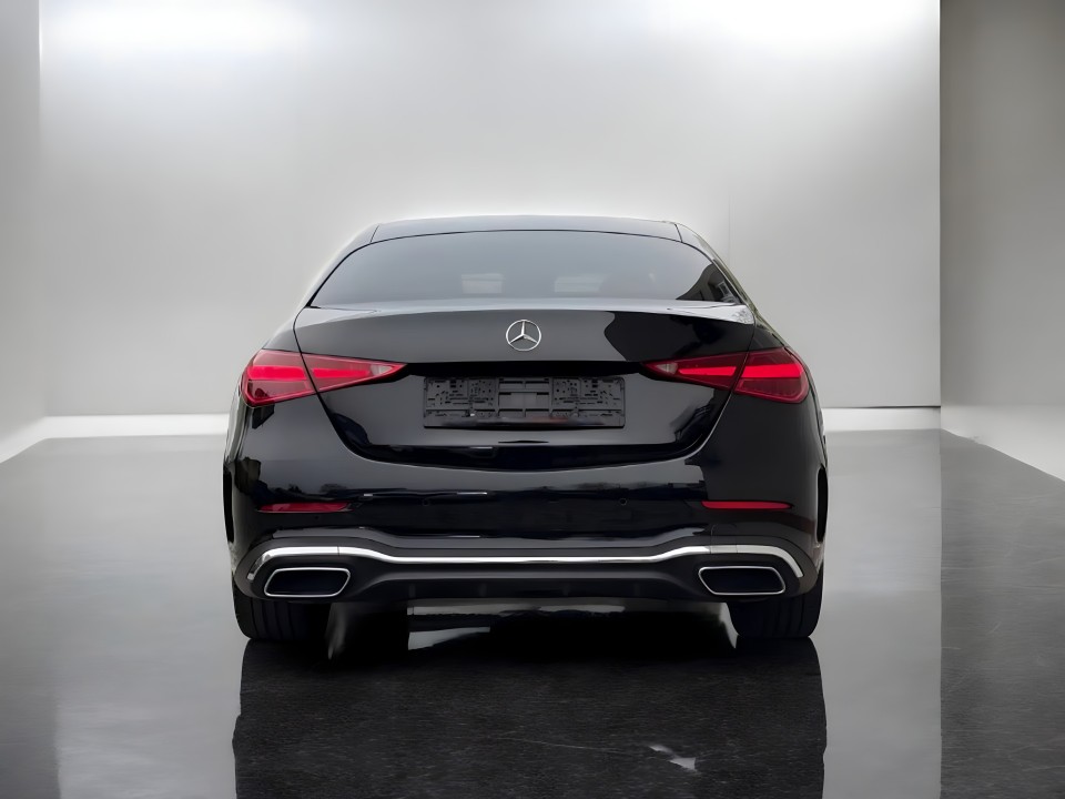 Mercedes-Benz C 300 4MATIC AMG - foto 6