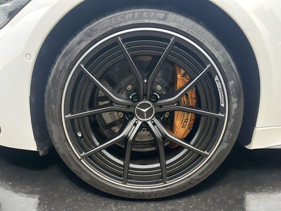 Mercedes-Benz AMG GT 4 63 S 4MATIC+ - foto 13