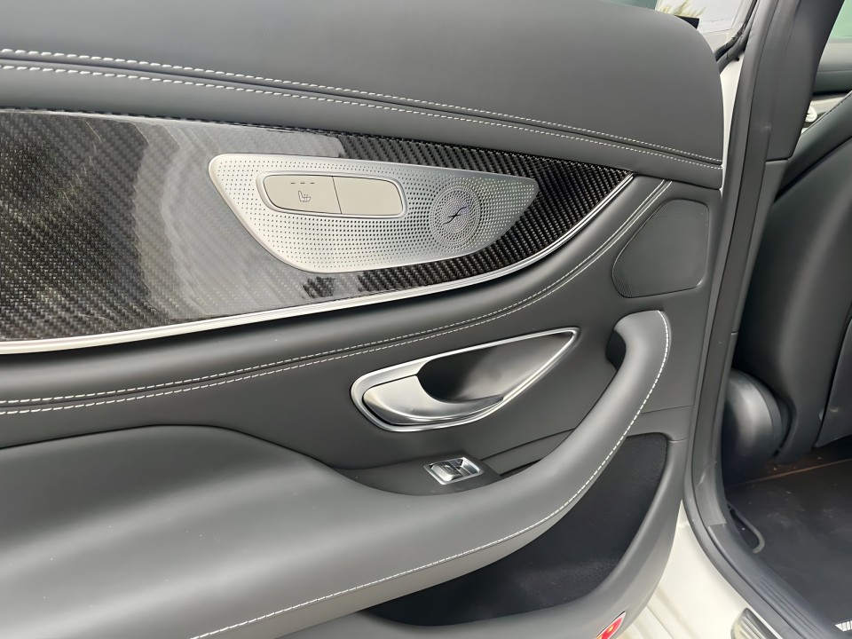 Mercedes-Benz AMG GT 4 63 S 4MATIC+ - foto 8