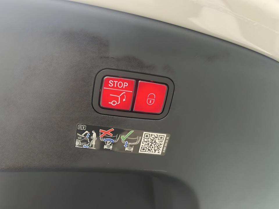 Mercedes-Benz AMG GT 4 63 S 4MATIC+ - foto 11