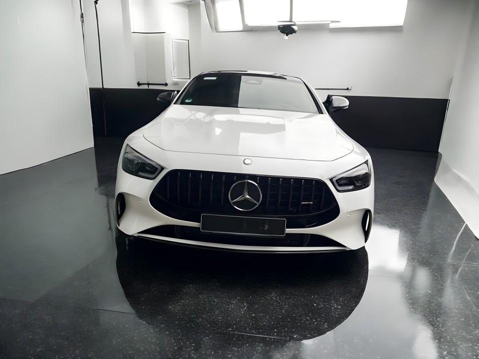 Mercedes-Benz AMG GT 4 63 S 4MATIC+ (2)