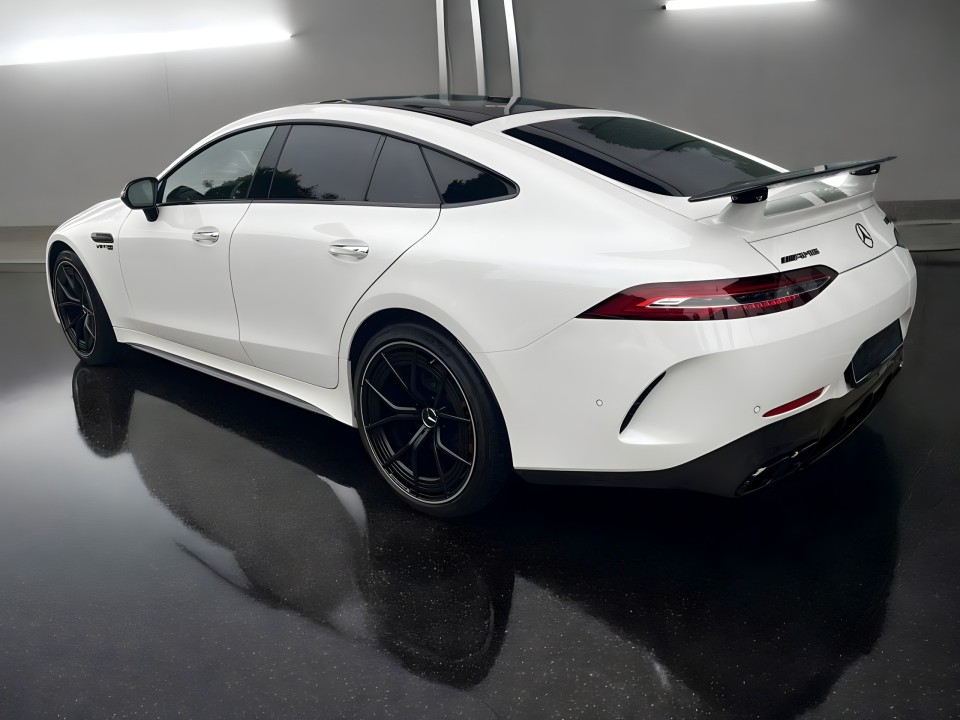 Mercedes-Benz AMG GT 4 63 S 4MATIC+ (3)
