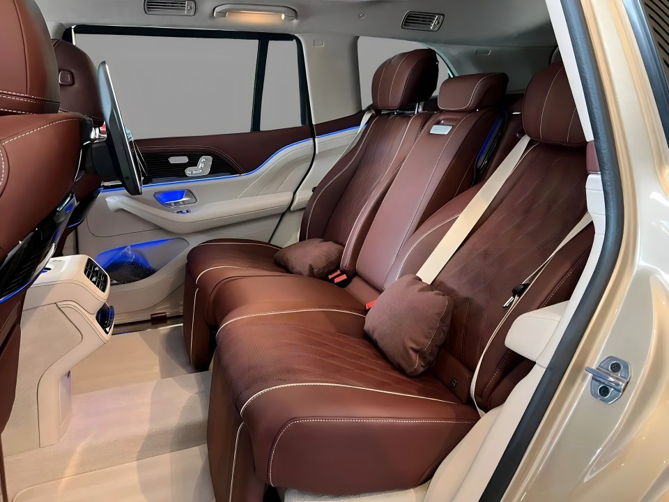 Mercedes-Benz GLS Maybach Mercedes-Benz GLS 600 Maybach - foto 11