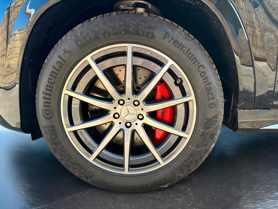Mercedes-Benz GLS 63 AMG 4MATIC+ - foto 15