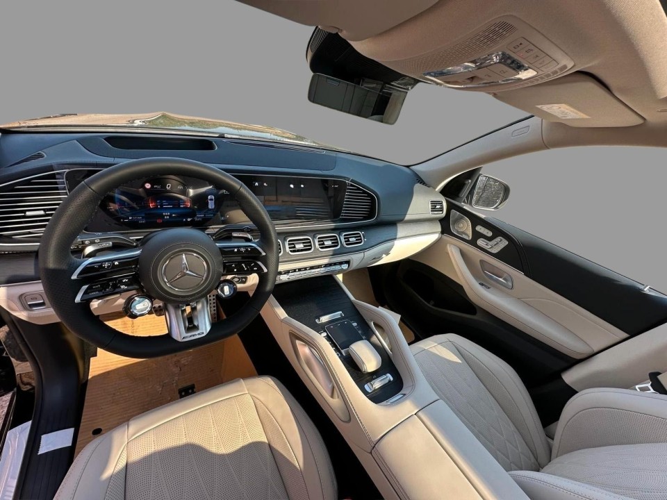 Mercedes-Benz GLS 63 AMG 4MATIC+ - foto 9