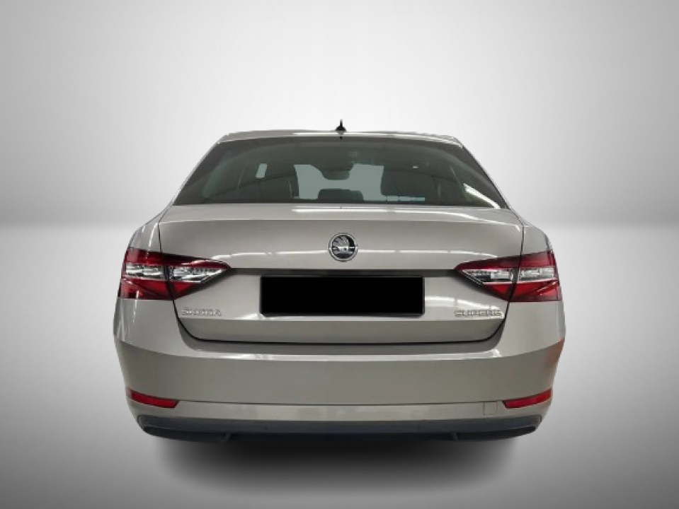 Skoda Superb Style 2.0TDI SCR DSG (4)