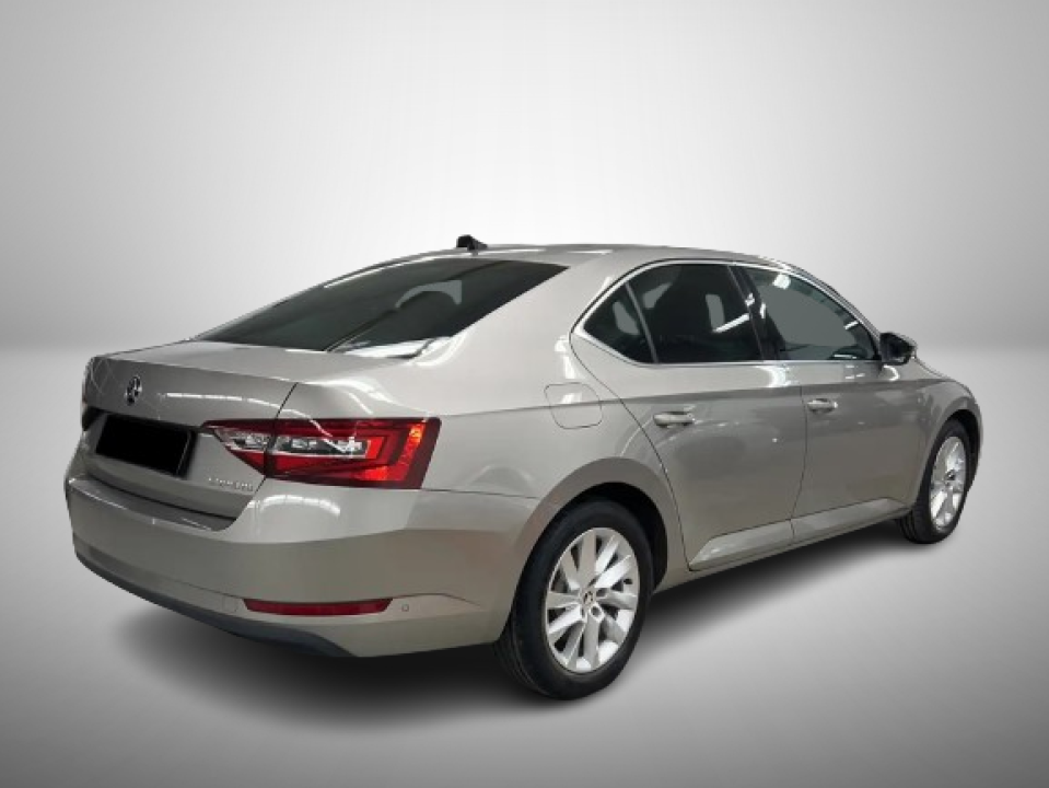 Skoda Superb Style 2.0TDI SCR DSG (5)