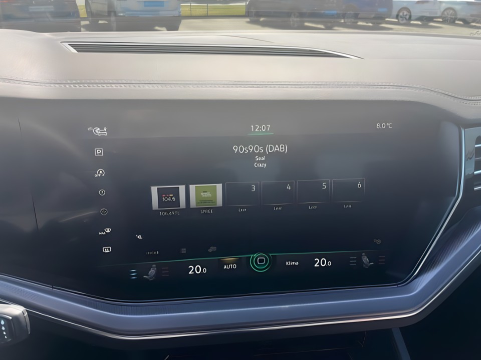 Volkswagen Touareg R-line - foto 16