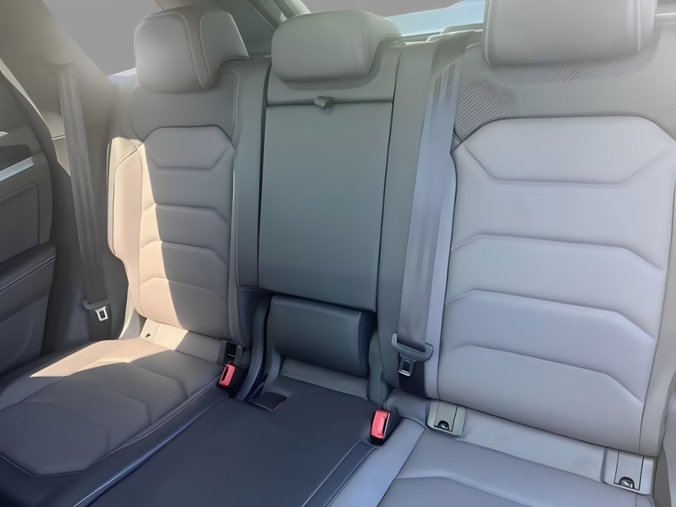 Volkswagen Touareg R-line - foto 10