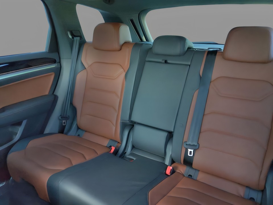 Volkswagen Touareg Elegance - foto 21