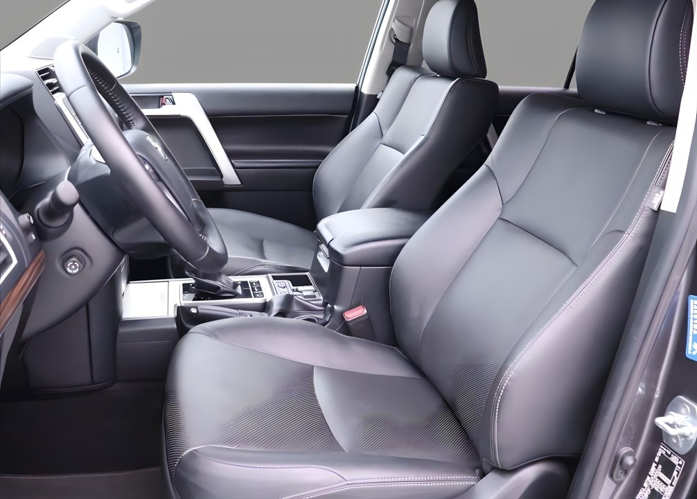 Toyota Land Cruiser - foto 9