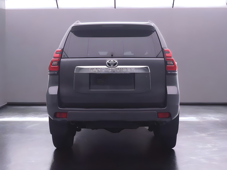 Toyota Land Cruiser (4)