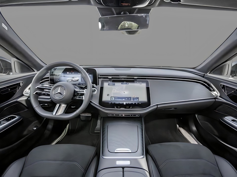 Mercedes-Benz E 200 4MATIC - foto 7