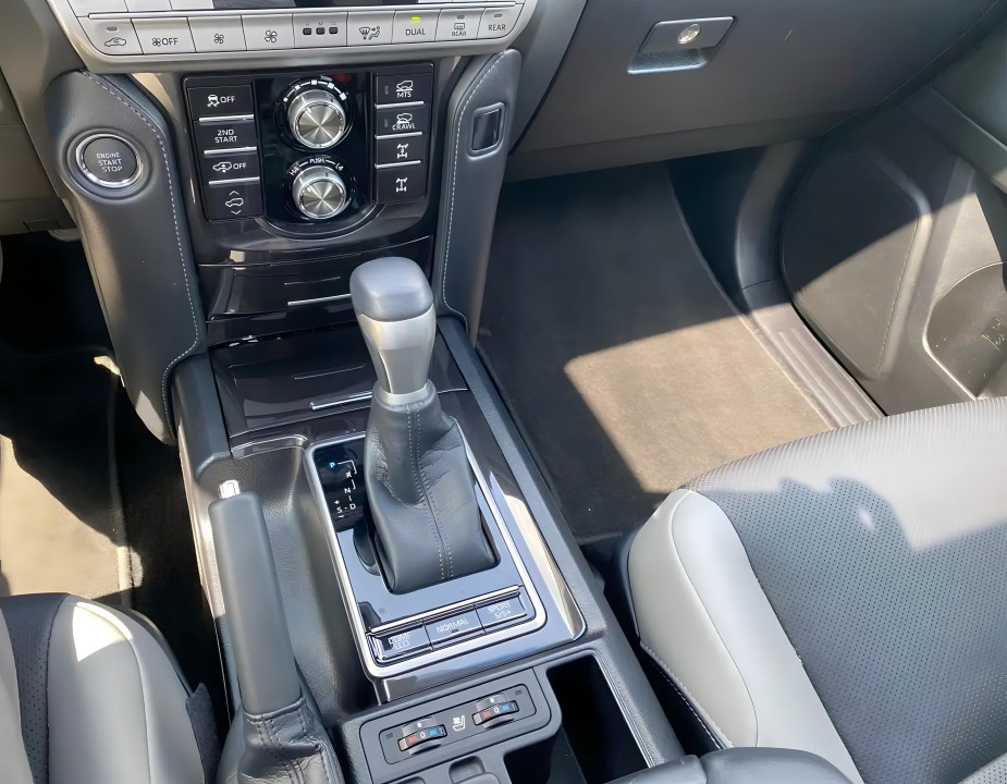 Toyota Land Cruiser Executive - foto 14