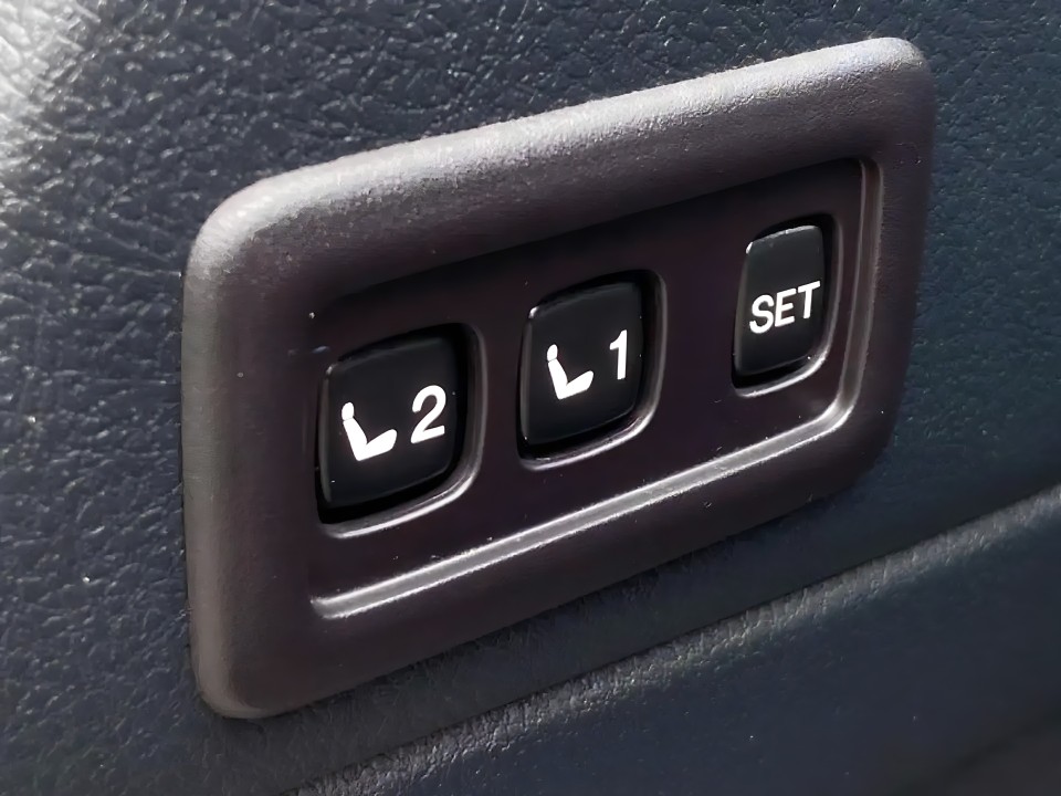 Toyota Land Cruiser - foto 9