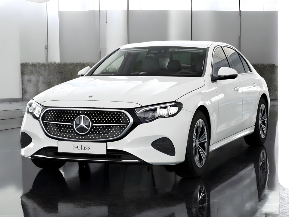 Mercedes-Benz E 200 4MATIC (3)