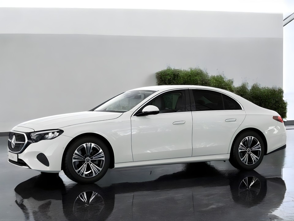 Mercedes-Benz E 200 4MATIC (5)