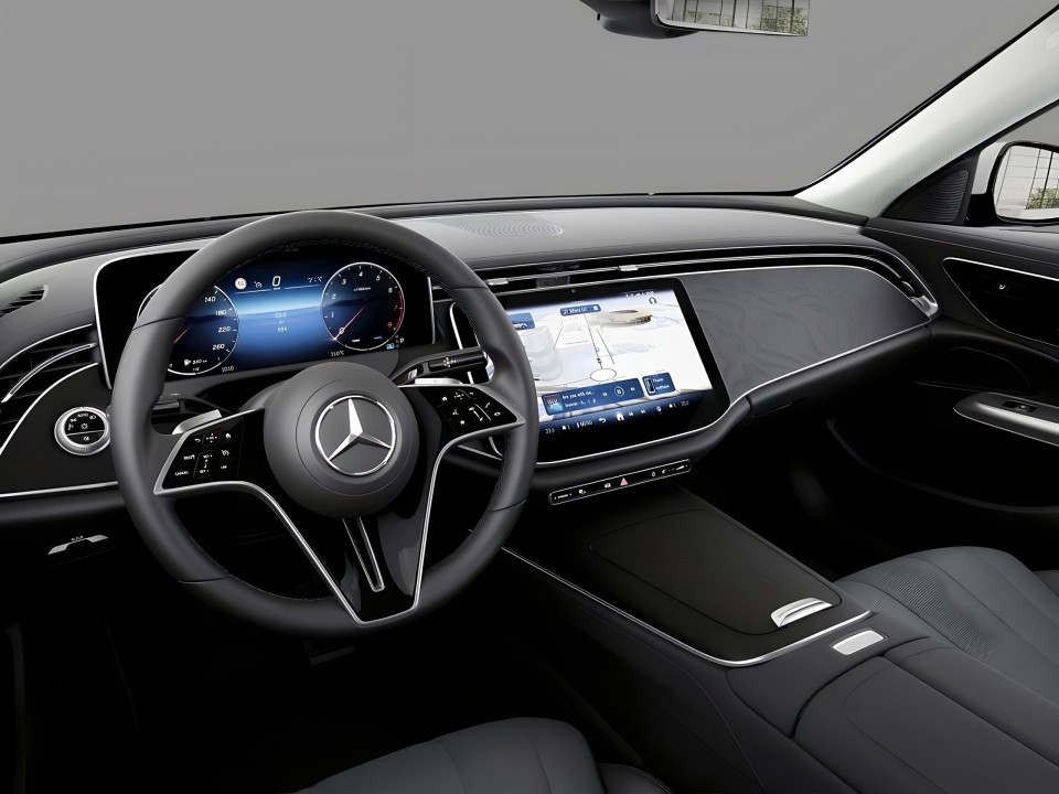 Mercedes-Benz E 200 4MATIC - foto 9