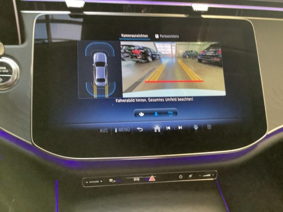 Mercedes-Benz E 200 4MATIC - foto 16