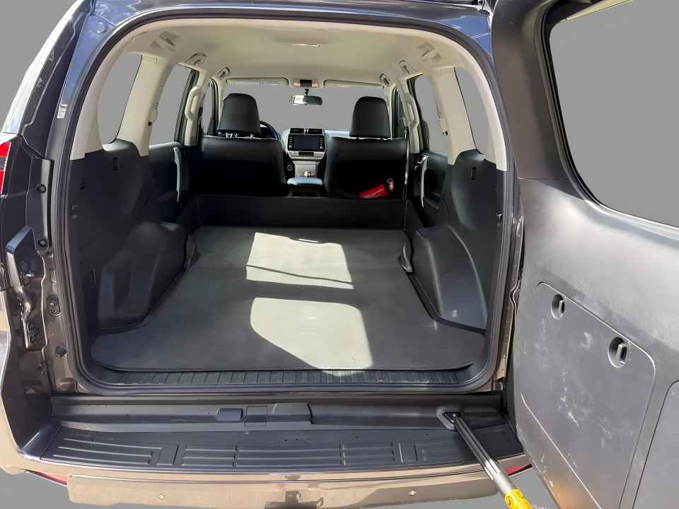 Toyota Land Cruiser - foto 26