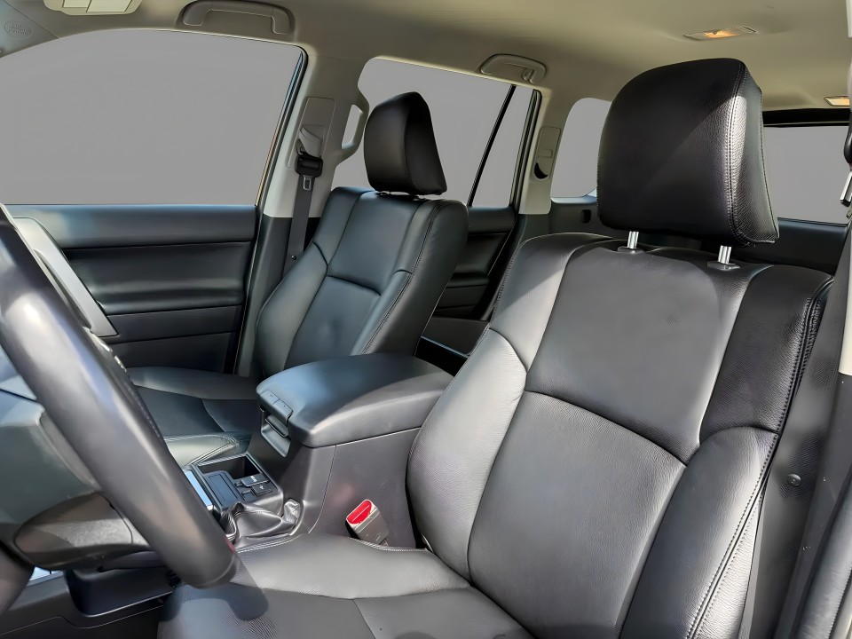 Toyota Land Cruiser - foto 10