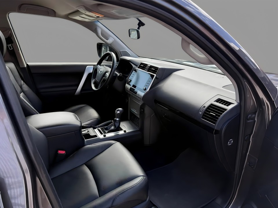 Toyota Land Cruiser - foto 13