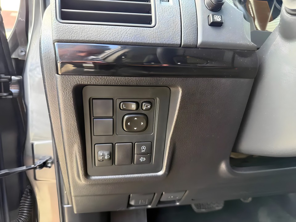 Toyota Land Cruiser - foto 16